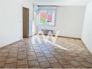 maison-villa à la vente -   51100  REIMS, surface 97 m2 vente maison-villa - APR711736